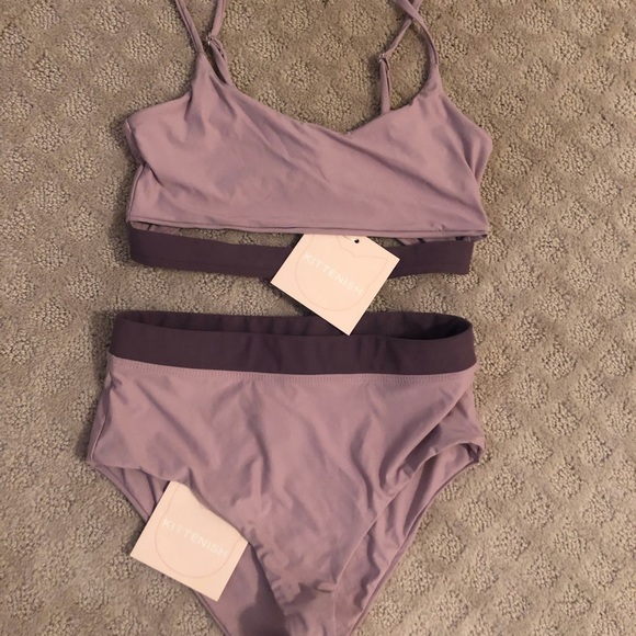 Kittenish two piece size xs - Picture 2 of 2